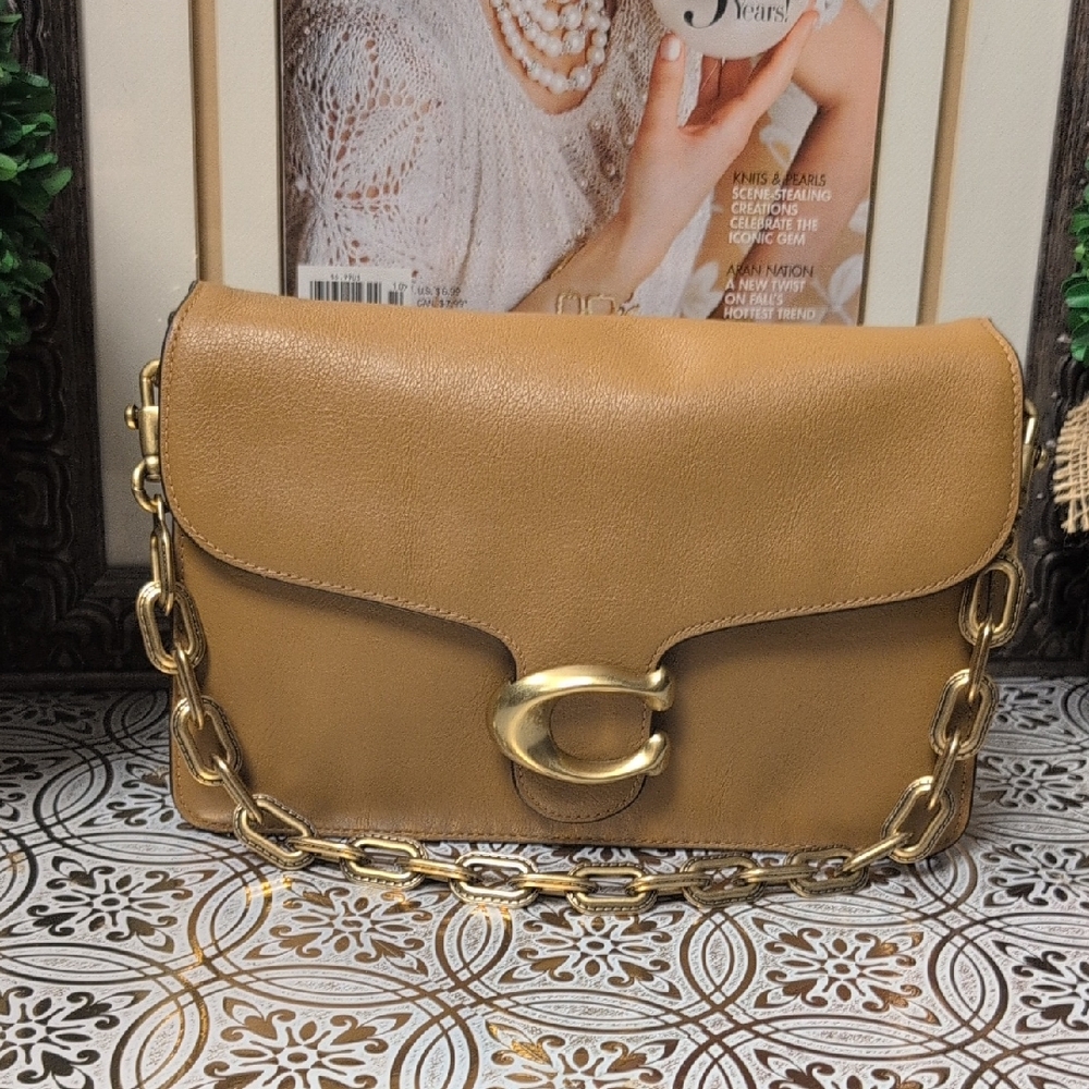 Tan Leather Shoulder Bag with Gold Chain
